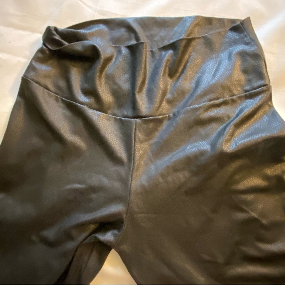Faux Leather Leggings, Very Breathable and Great Stretchy